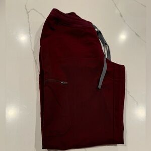 FIGS Maternity Pants